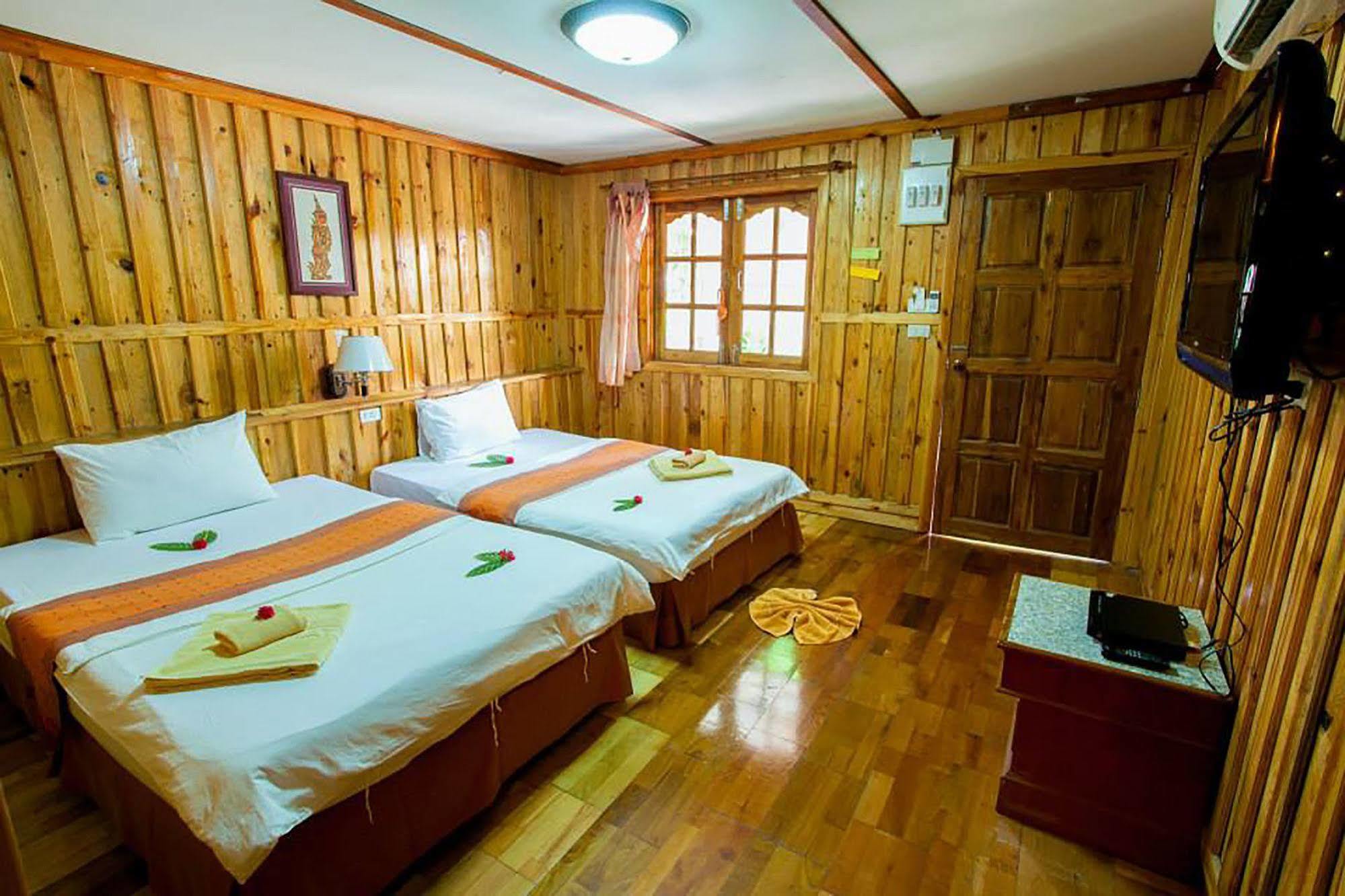 Bundhaya Villas Koh Lipe Buitenkant foto